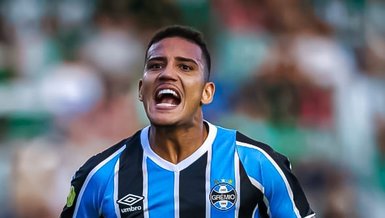 Beşiktaş, Brezilyalı Stoper Gustavo Martins ile Görüşme Yapıyor