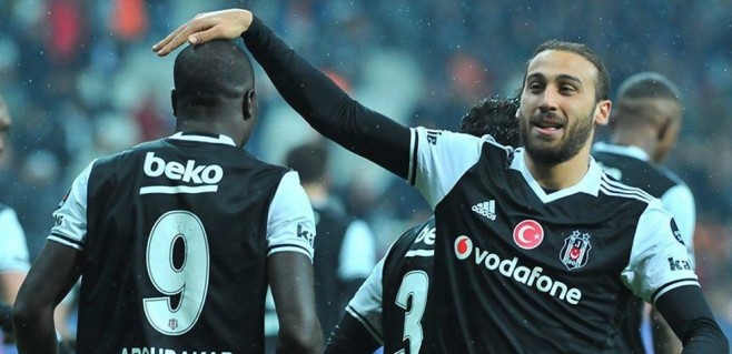 Cenk Tosun Beşiktaş'ın yeni transferini açıkladı!