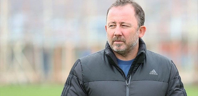 Beşiktaş'ta Sergen Yalçın bombası!