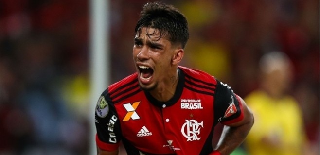 Beşiktaş'tan yılın takası geliyor! Love ve Adriano'ya karşılık...