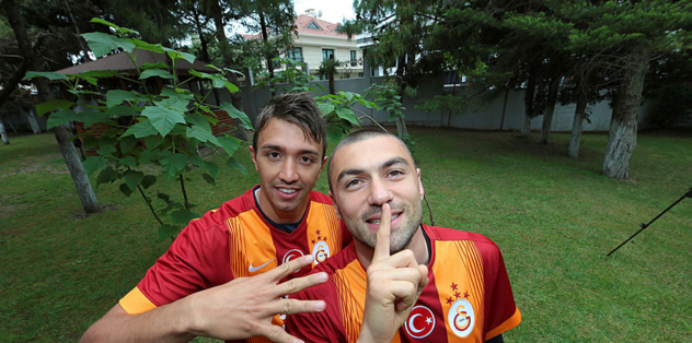 Burak Yılmaz’dan Muslera’ya ziyaret