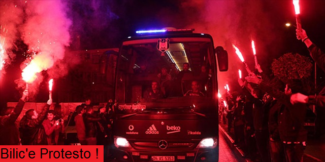 Beşiktaş'a protestolu karşılama