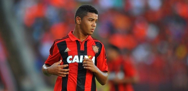 Alex önerdi: Geleceğin yıldızı Beşiktaş'a