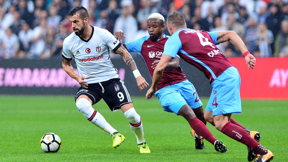 Negredo'dan Beşiktaş'a büyük şok!