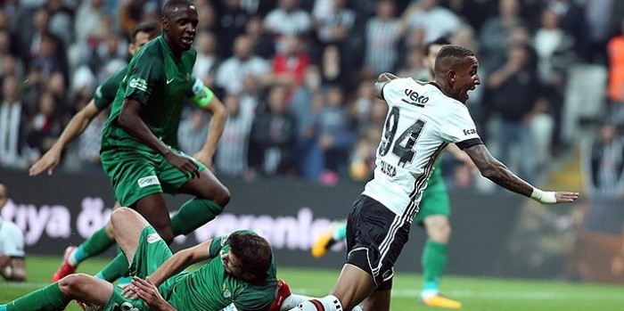 Talisca'nın büyük üzüntüsü!