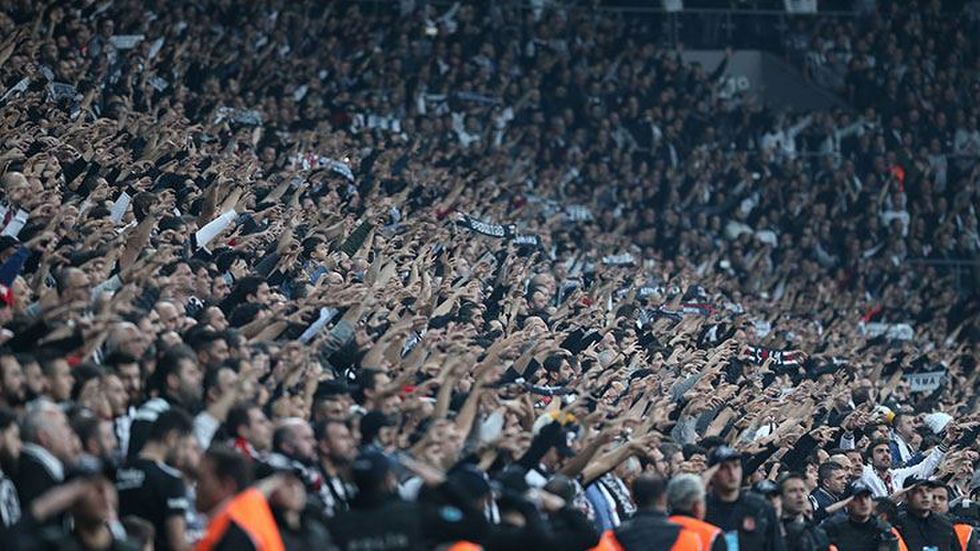 Beşiktaşlı taraftarlardan Fikret Orman'a Bayern Münih isteği!