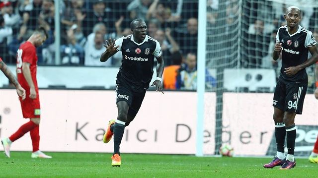 Porto Aboubakar için son kararını verdi!