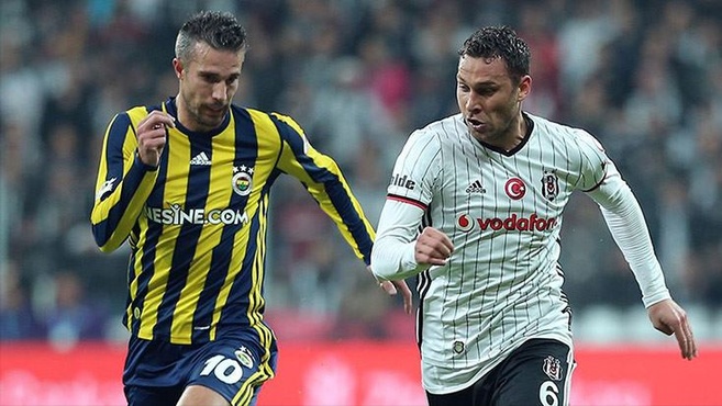 Tosic'ten Van Persie'ye olay gönderme!
