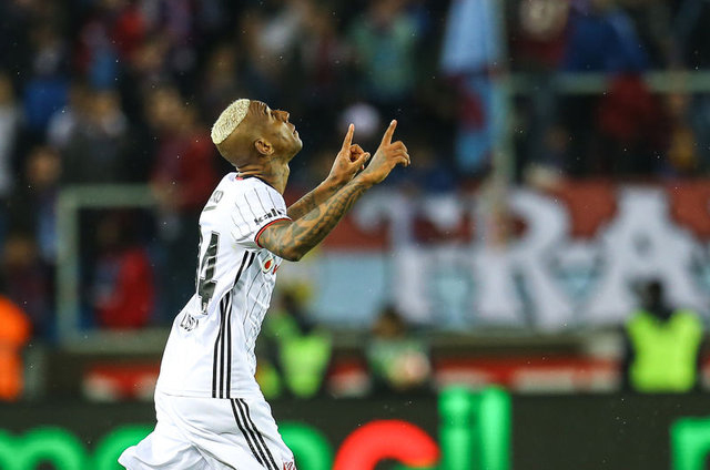 Talisca'dan büyük fedakarlık!