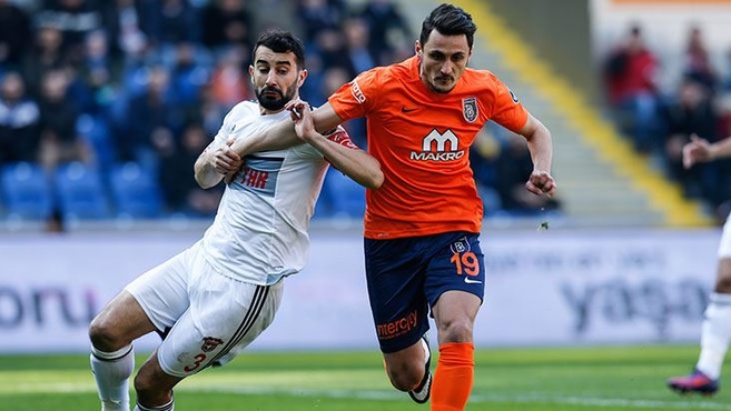 Başakşehir'den Beşiktaş'a şok teklif!