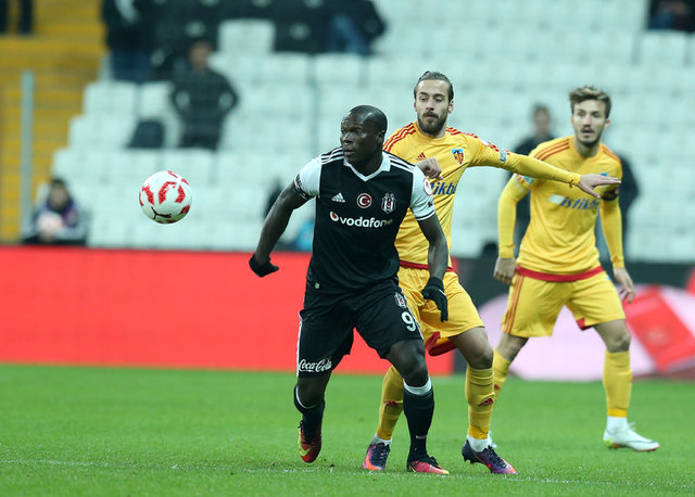 Beşiktaş'a Aboubakar şoku!