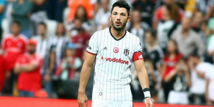 Tolgay Arslan’dan ayrılık açıklaması!