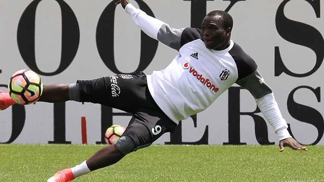 Aboubakar transferinde kılıçlar çekidi!