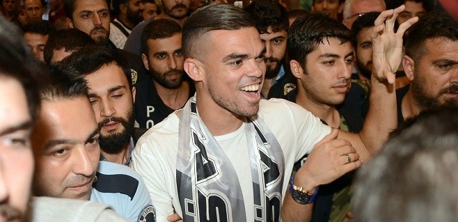 Fenerbahçe'den Pepe için çirkin hamle!