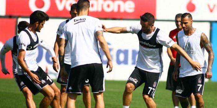 Fenerbahçe maçı öncesi Beşiktaş'a büyük müjde!