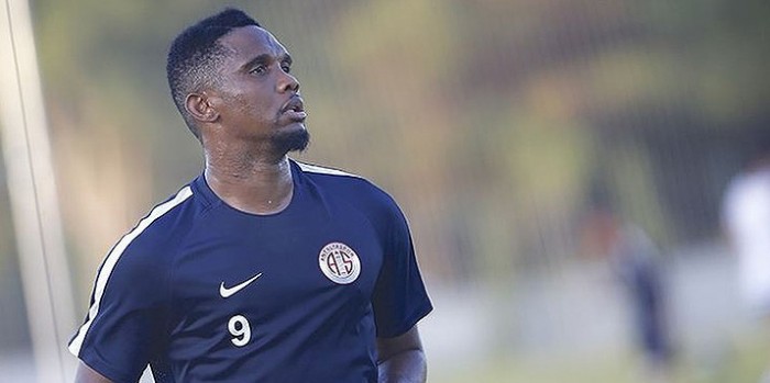 Samuel Eto'o Beşiktaş'a haber yolladı!