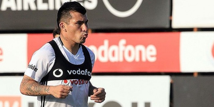 Şenol Güneş’in imdadına Medel yetişti!