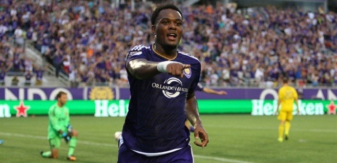 Larin için süper iddia!