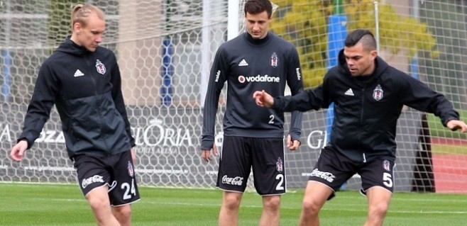 Şenol Güneş'ten Vida'ya büyük şok!