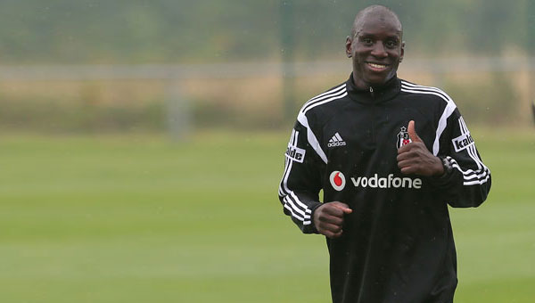 Demba Ba'dan Beşiktaş'a büyük şok!