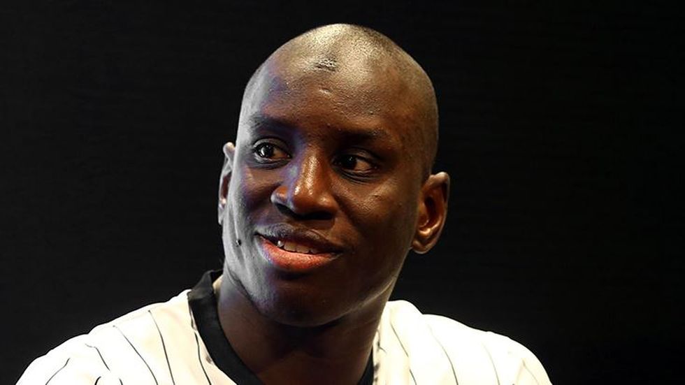 Demba Ba'dan sürpriz hamle!