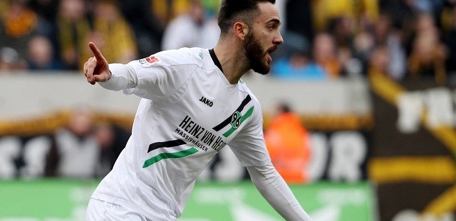 Beşiktaş, Kaan Ayhan ile Kenan Karaman'a imza attırdı