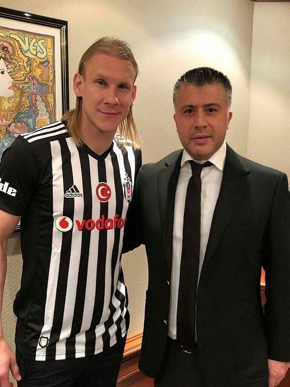 Vida dünya devini reddetti, Beşiktaş'a geldi