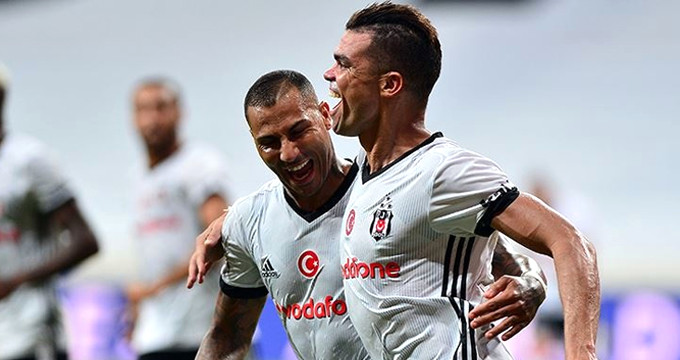 Pepe’den Manchester United’ın teklifine şok yanıt!