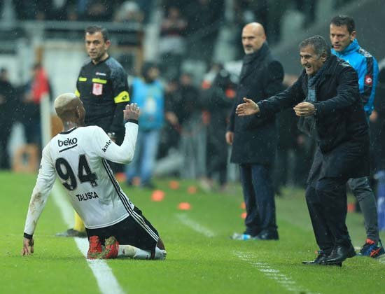 Brezilyalılar Talisca için birleşti!