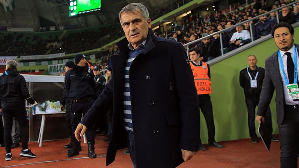 Şenol Güneş'e büyük terbiyesizlik!