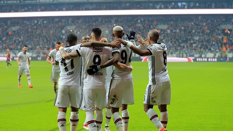 Süper Ligde Beşiktaş'tan büyük başarı!