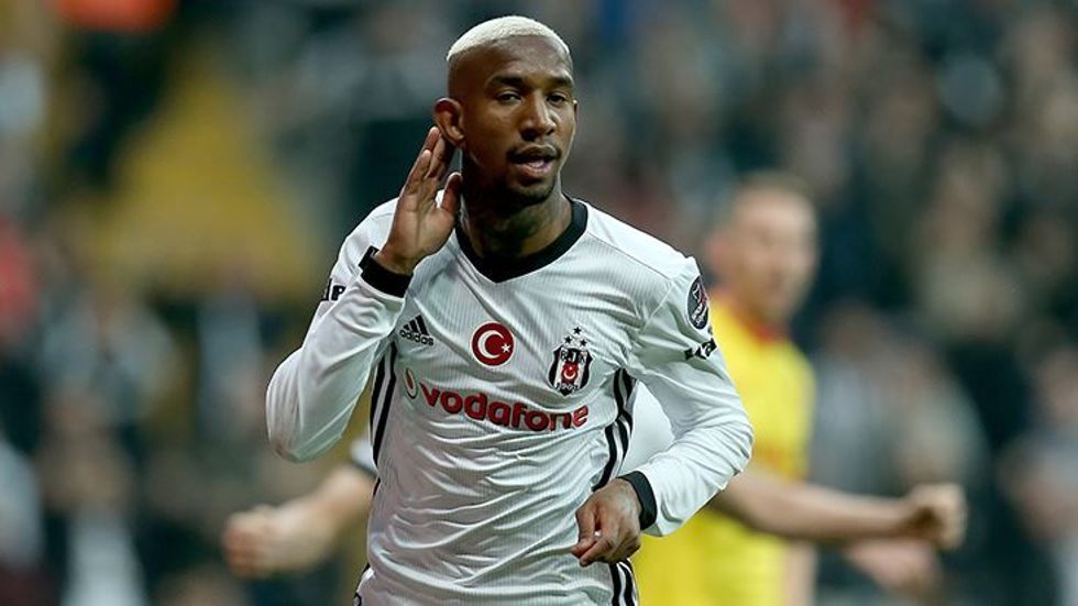 Talisca dünyaca ünlü teknik direktöre mesaj gönderdi