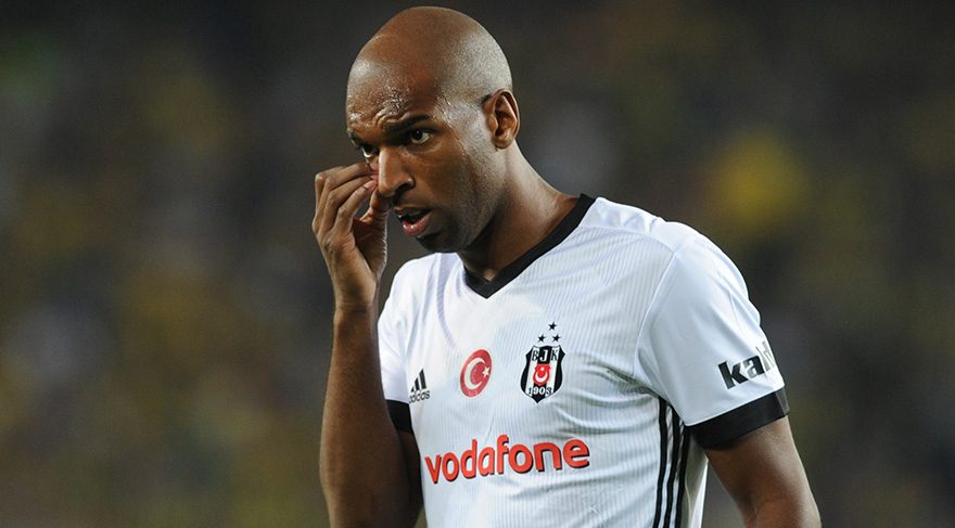 Ryan Babel'den Galatasaray'a olay gönderme!