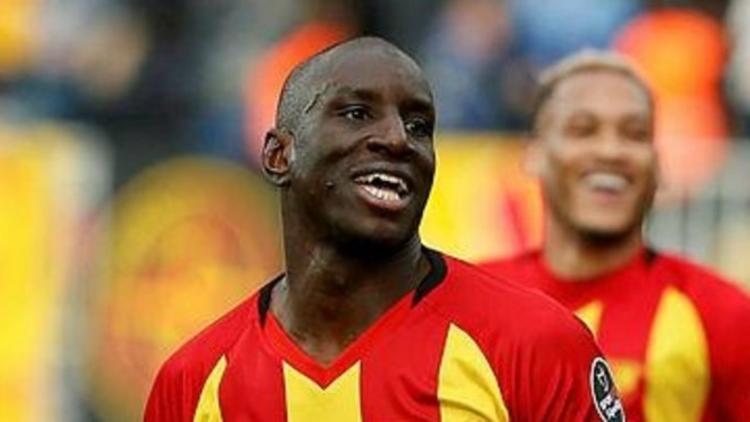 Demba Ba'dan Beşiktaş'a büyük şok!