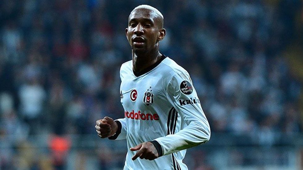 Eski takım arkadaşı Talisca'nın yeni takımını açıkladı