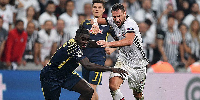 Beşiktaş'tan Tosic için sürpriz hamle!