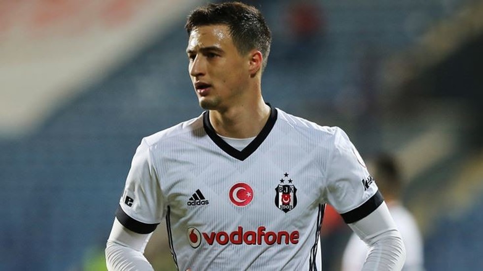 Mitrovic'ten şok istek!