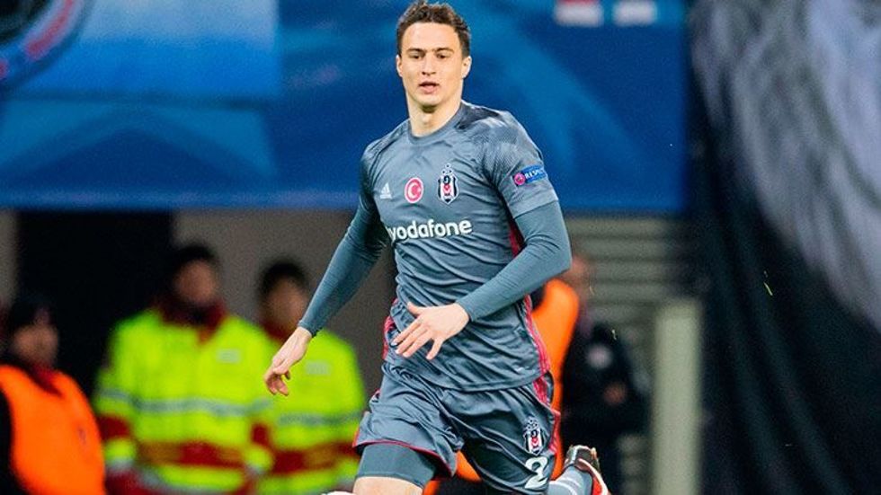 Mitrovic'ten Beşiktaş'a büyük müjde!