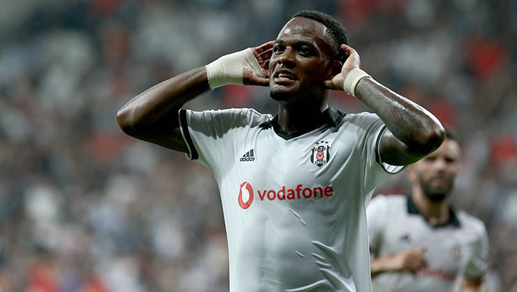 Beşiktaş'ın Cyle Larin pişmanlığı!