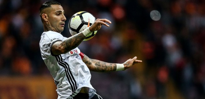 Quaresma'dan Messi gibi koşmasını istiyor