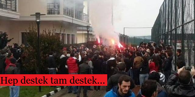 Taraftar Her Zaman Yanında Beşiktaş...