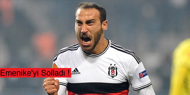 Emenike'yi Üçe Katladı.