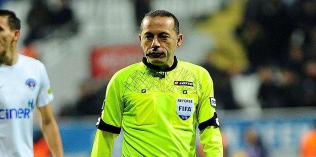 Akhisarspor-Beşiktaş maçının VAR'ı Cüneyt Çakır oldu