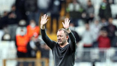 Beşiktaş Galatasaray maçı öncesi Sergen Yalçın konuştu! Kadro tercihi...