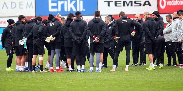 Beşiktaş kafilesi Antalya'ya gitti