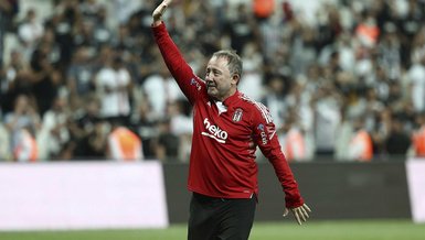 Beşiktaş Teknik Direktörü Sergen Yalçın Mert Günok transferini resmen açıkladı!