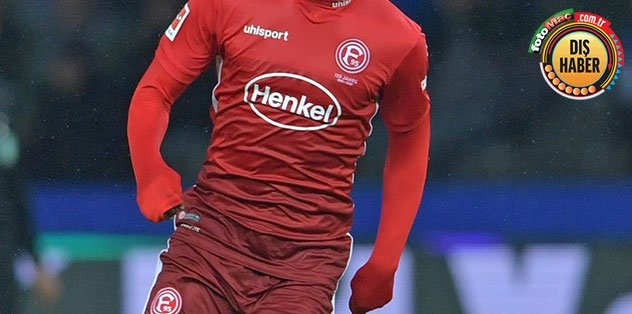 Beşiktaş'ı şoke eden transfer! Ampomah'ı o hoca kapıyor