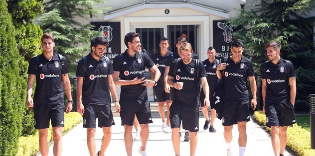 Beşiktaş'ın Partizan kafilesi belli oldu: Negredo, Lens ve Babel yok...