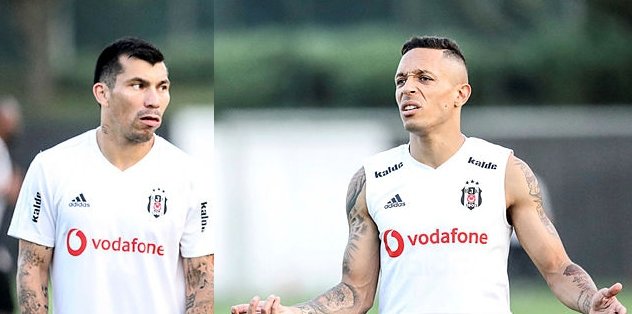 Beşiktaşlı Adriano'ya İspanya'dan Real Betis talip!