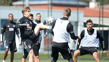 Beşiktaş'ta Ahmet Nur Çebi'den 3 maça özel prim sözü!
